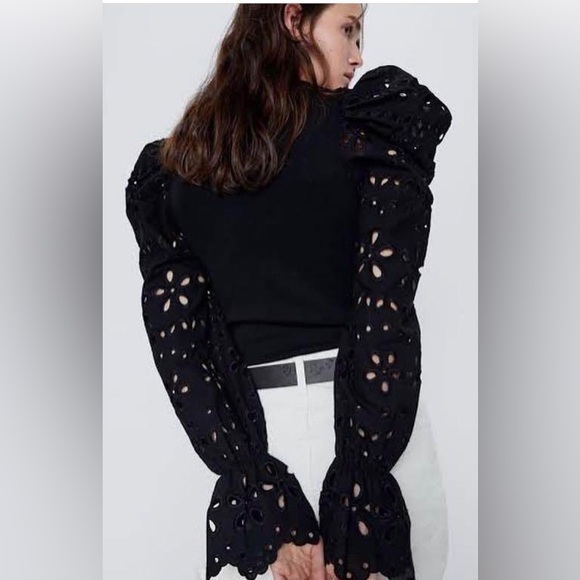 Gorgeous Zara lace bell sleeve top - Picture 5 of 6